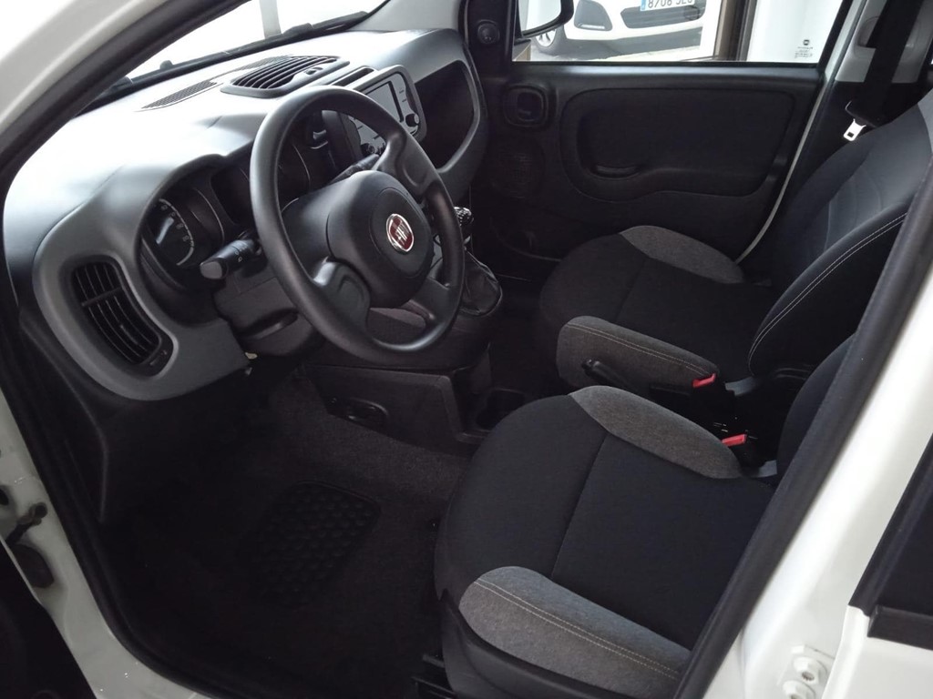 Foto 3 Fiat Panda Hybrid City Cross
